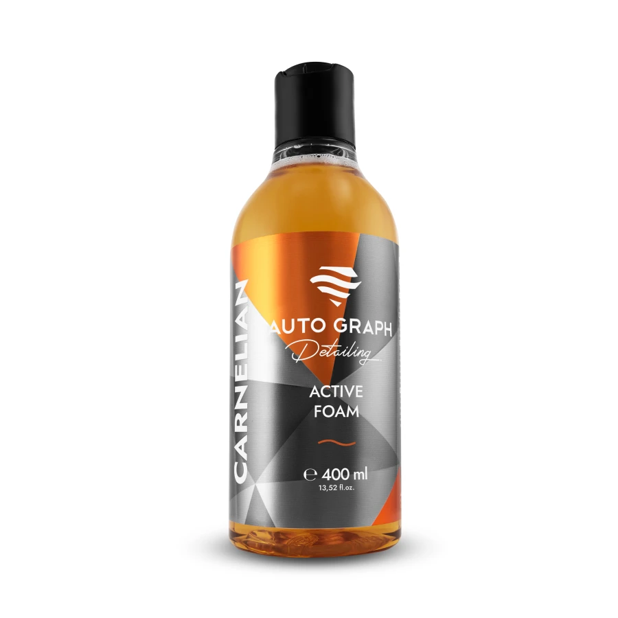 CARNELIAN Active Foam, butelka 400 ml na białym tle