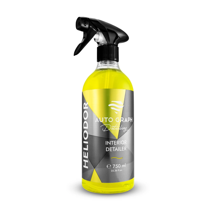 HELIODOR Interior Detailer, butelka z atomizerem 750 ml na białym tle