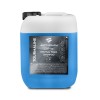 Niebieski kanister 5 l szamponu TOURMALINE BLUE Neutral Foam Shampoo z uchwytem, na białym tle