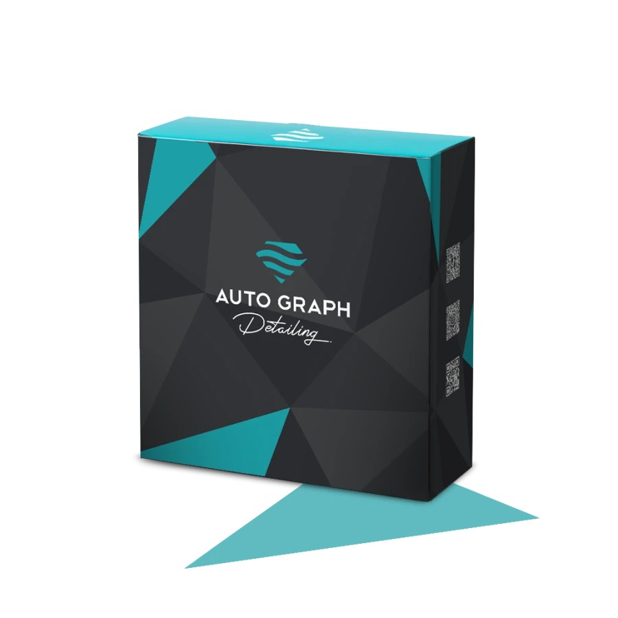 Zamknięte czarne pudełko prezentowe AUTO GRAPH Detailing z turkusowym geometrycznym wzorem, na białym tle