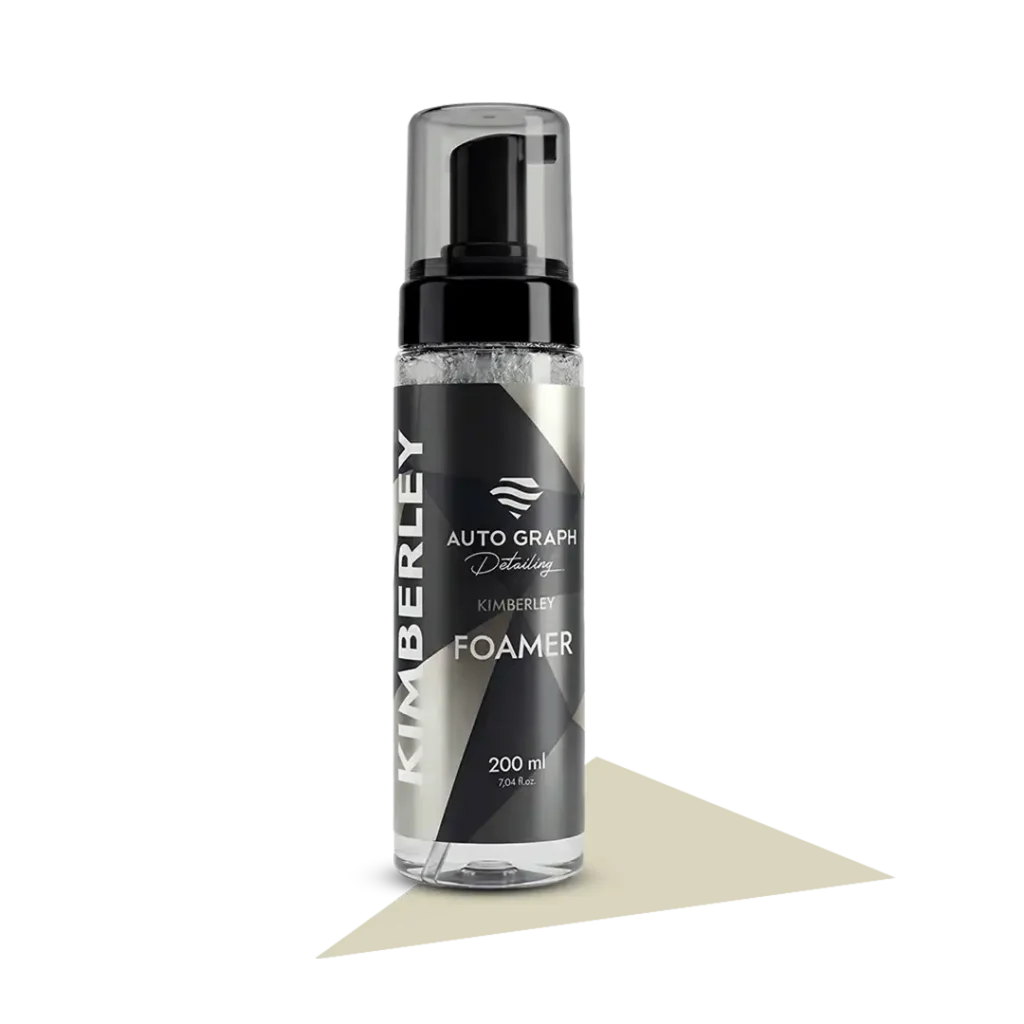 Butelka z pompką pianującą KIMBERLEY Foamer 200 ml, przezroczysty płyn, na białym tle